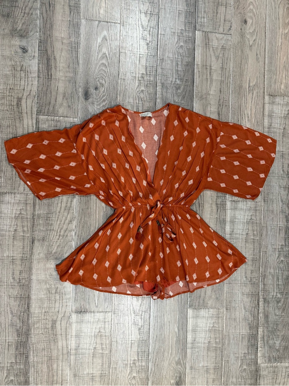 Forum Romper Rust and White Diamond Tie-Front Kimono